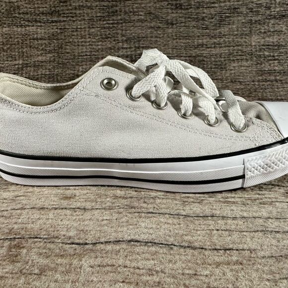 Converse All Star Shoes Cream with Rainbow Tongue Barely Worn - Picture 7 of 12